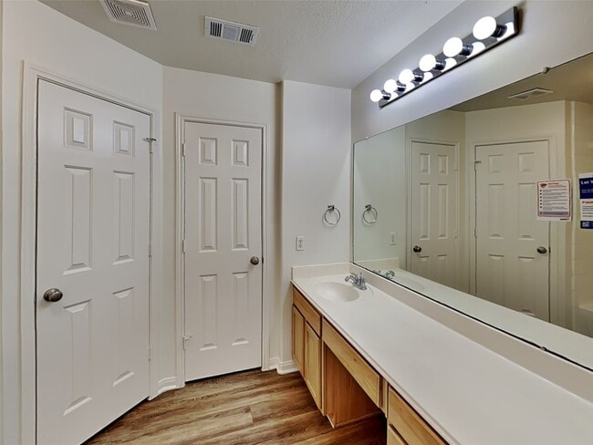 property at 2518 Halstead Dr