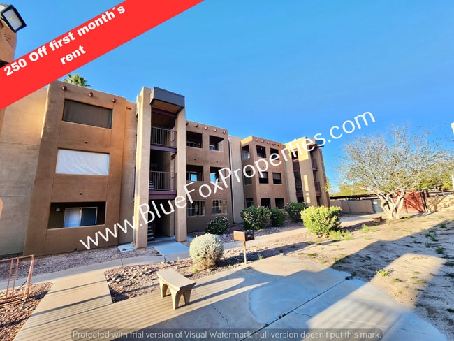 property at 1810 E Blacklidge Dr