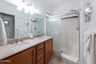 13559 W Canyon Creek Dr, Unit 203B in Surprise, AZ - Building Photo - Building Photo