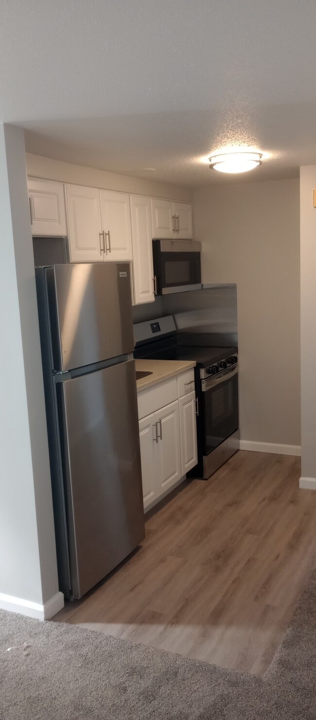 708 W 34th St, Unit 708