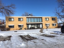 1110 Oriole Dr Apartments