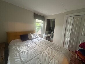 12 Pearl St Pl in Somerville, MA - Building Photo - Building Photo