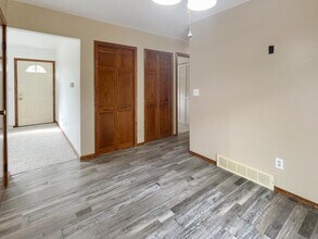 2300 Elmer Dr NE in Grand Rapids, MI - Building Photo - Building Photo