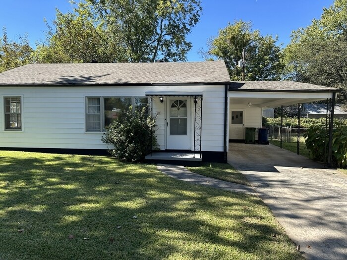 611 9th St NW in Huntsville, AL - Building Photo