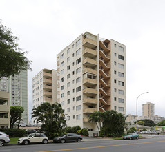 Ala Wai Cove in Honolulu, HI - Building Photo - Building Photo