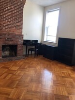 1714 Beacon St, Unit 2 in Brookline, MA - Building Photo - Building Photo