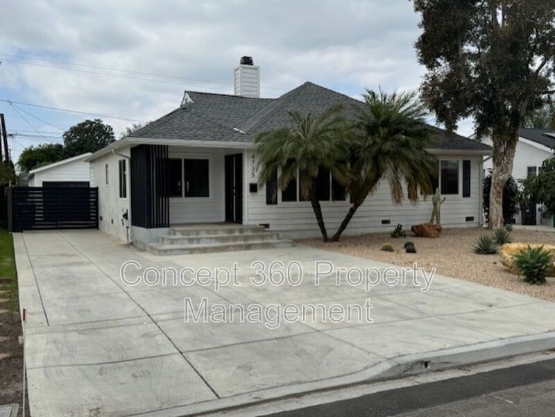 4735 Sunfield Ave in Long Beach, CA - Building Photo
