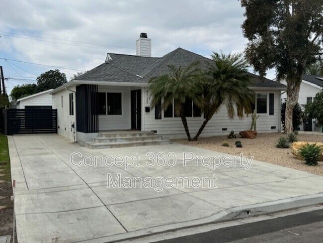 property at 4735 Sunfield Ave