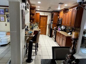 5790 W 13th Ave in Hialeah, FL - Building Photo - Building Photo