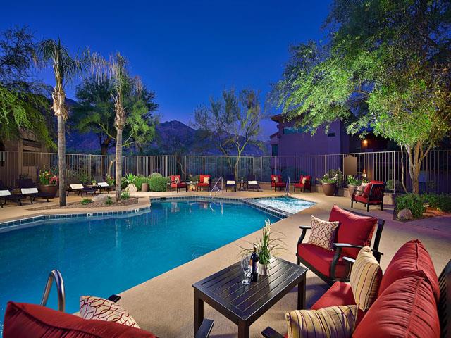The Greens at Ventana Canyon Apartments in Tucson, AZ - Foto de edificio - Building Photo