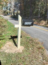 7720 N Hen Peck Rd in Quinton, VA - Building Photo - Building Photo