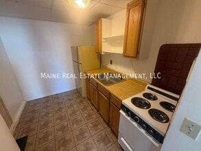 329 Union St in Bangor, ME - Building Photo - Building Photo