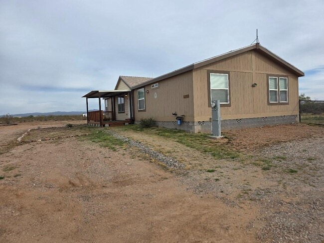 22824 W Myers St in Wittmann, AZ - Building Photo - Building Photo