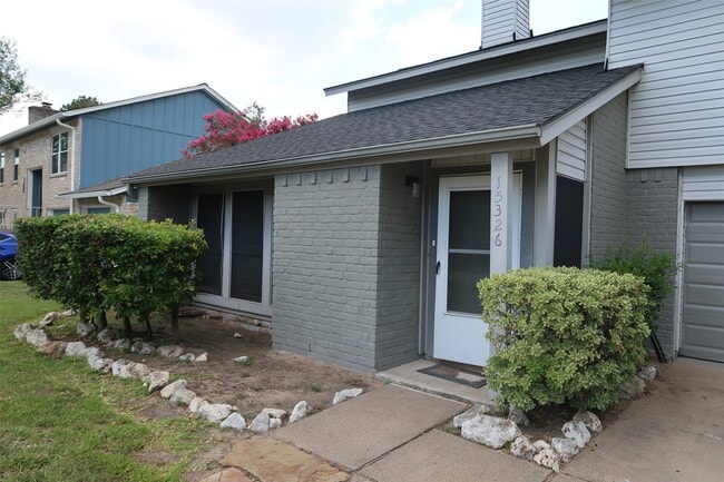 15326 McConn St in Webster, TX - Building Photo - Building Photo