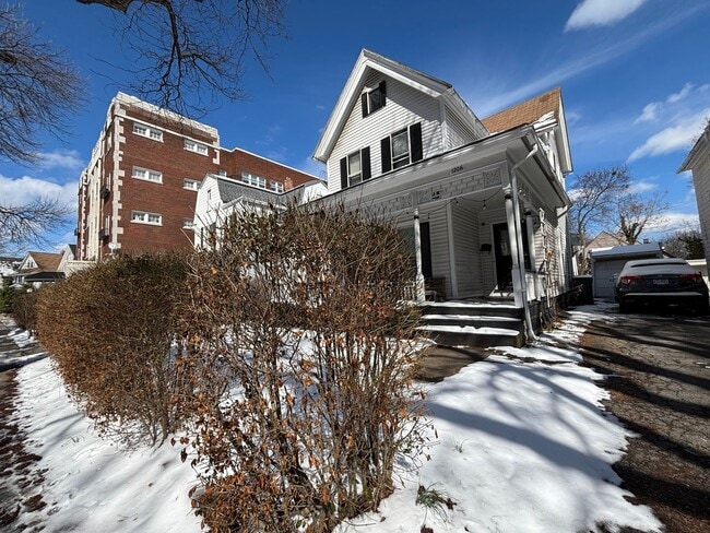 1206 Park Ave in Rochester, NY - Building Photo - Building Photo