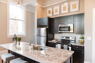 300 Alexander St in Rochester, NY - Building Photo - Building Photo