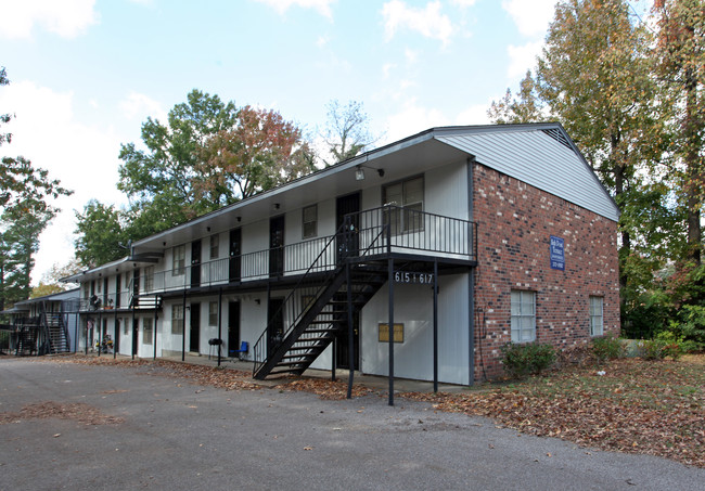 High Point Terrace Apartments in Memphis, TN - Foto de edificio - Building Photo