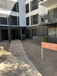 Bellevue Tower Apartments in Tucson, AZ - Foto de edificio - Building Photo