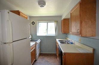 4216 Settle St, Unit 1 in Cincinnati, OH - Building Photo - Building Photo