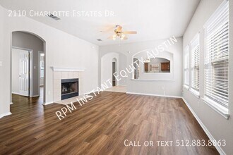2110 Charlotte Estates Dr in Austin, TX - Building Photo - Building Photo