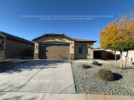 18822 W Canterbury Dr in Surprise, AZ - Building Photo