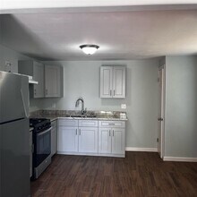 5404 Pease St-Unit -2 in Houston, TX - Building Photo - Building Photo