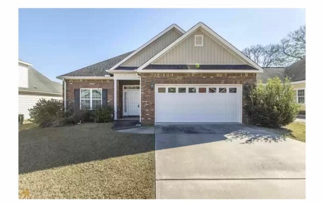 211 Gray Fox Xing in Bonaire, GA - Building Photo - Building Photo