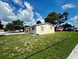 2901 NW 21st St in Fort Lauderdale, FL - Building Photo