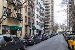 529 E 88th St in New York, NY - Foto de edificio - Building Photo