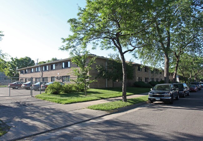 St. Paul's Home in Minneapolis, MN - Building Photo - Building Photo