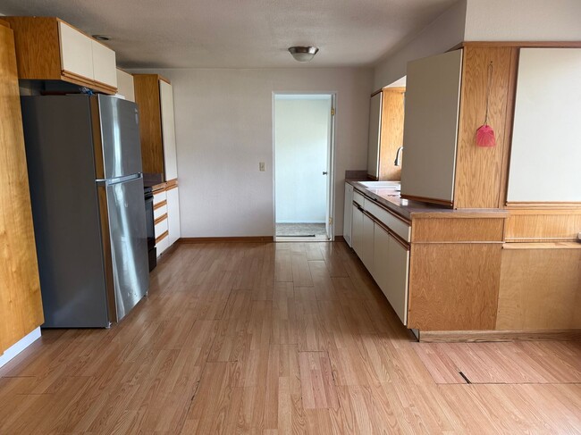 224 6th St NE in East Wenatchee, WA - Building Photo - Building Photo