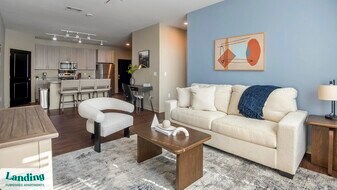 1544 Madison Ave in Memphis, TN - Building Photo