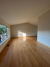 1164 Santa Cruz Way in Rohnert Park, CA - Building Photo - Building Photo