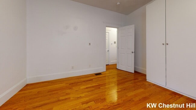 10 Cherokee St, Unit #1 in Boston, MA - Building Photo - Building Photo