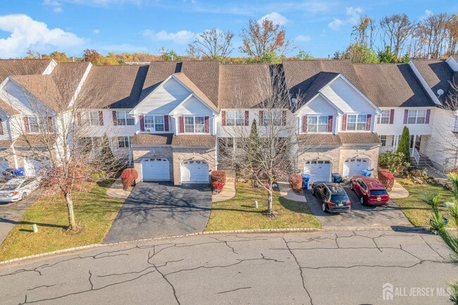 356 Hawthorne Rd in North Brunswick, NJ - Building Photo - Building Photo