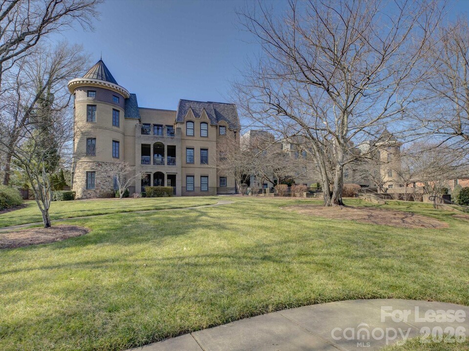 3278 Park Rd in Charlotte, NC - Building Photo