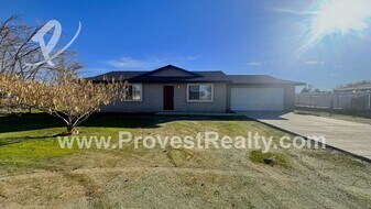 21119 Little Beaver Rd in Apple Valley, CA - Building Photo