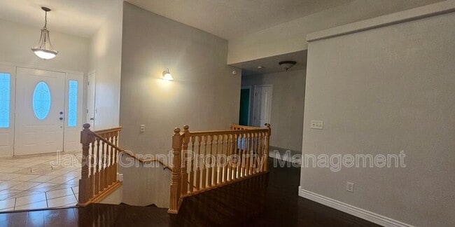 3030 Devonwood Dr in Ammon, ID - Building Photo - Building Photo