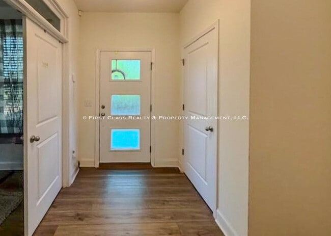 338 Simeon Dr in Charlotte, NC - Building Photo - Building Photo