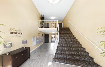 7500 Mason Ave, Unit 212 in Los Angeles, CA - Building Photo - Building Photo