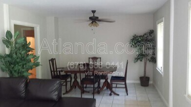 3728 Loren Dr in Decatur, GA - Building Photo - Building Photo