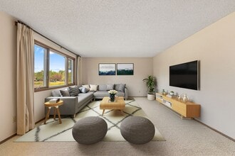 9 Big Horn Dr in Livingston, MT - Building Photo - Building Photo