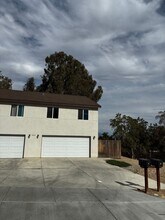 2009 Owens St in Bakersfield, CA - Building Photo - Building Photo