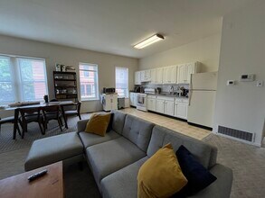 2001 Green St, Unit 3R in Philadelphia, PA - Building Photo - Building Photo