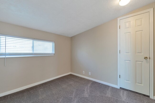 429 Center St in Clearfield, UT - Building Photo - Building Photo