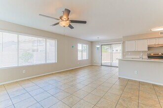 35350 N Bandolier Dr in San Tan Valley, AZ - Building Photo - Building Photo