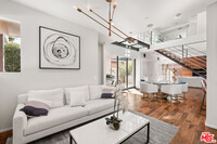 719 Huntley Dr in West Hollywood, CA - Building Photo - Building Photo