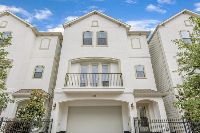 property at 1508 Johnson St