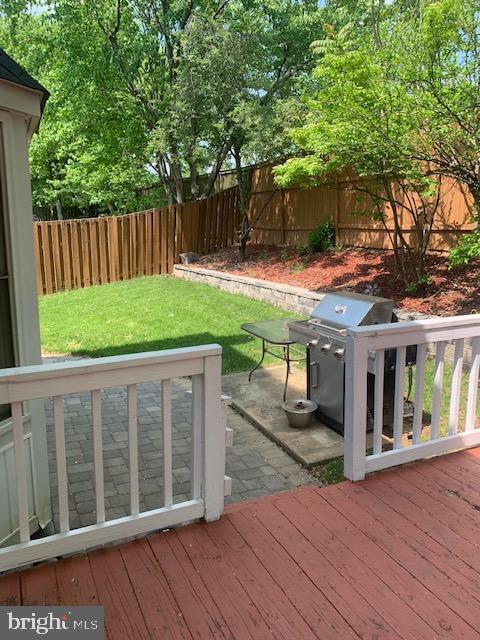 7801 Morning Glen Ln in Alexandria, VA - Building Photo