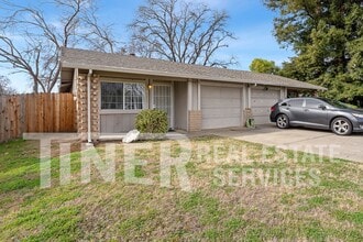 6351 Denton Way in Citrus Heights, CA - Building Photo - Building Photo